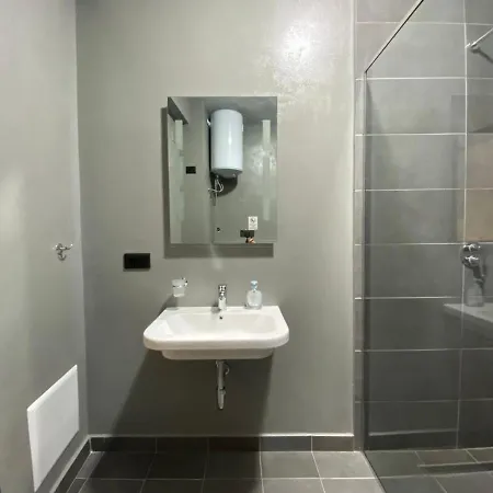 Jasmine * ティラナ