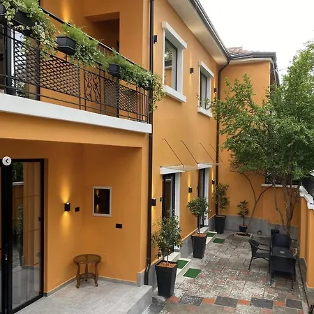 Hotel Jasmine *