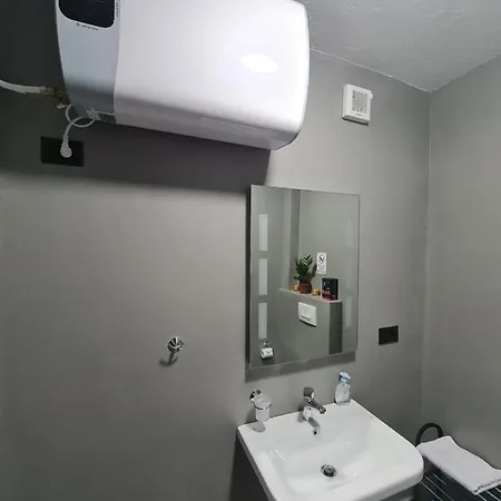 Otel Jasmine Tiran